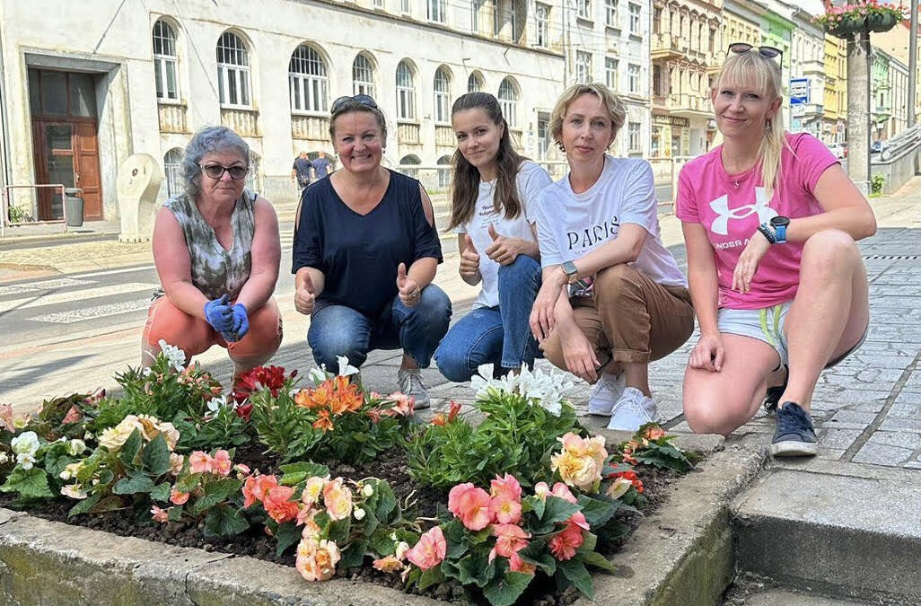 Kuchařka dobrovolnických akcí spojuje malé komunity v Evropě